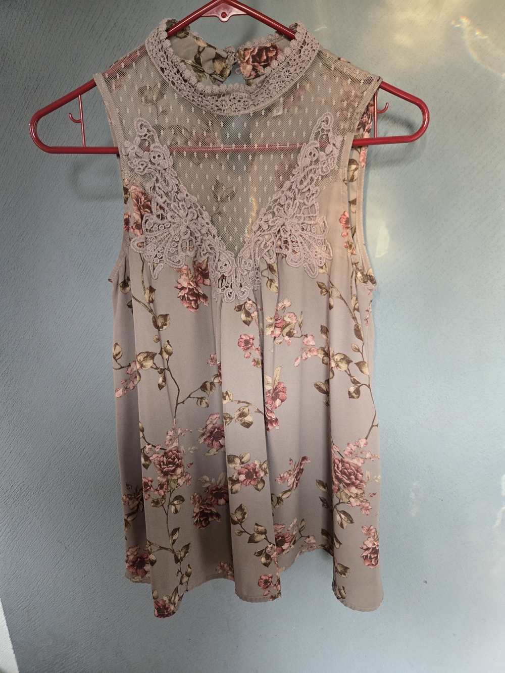 Xhilaration Taupe Floral Lace Yoke Camisole - Pink Floral